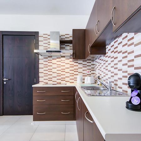 Stylish 2Br Apt With Balconies In St Julians, Paceville - Apt 6 By Vaganza St. Julian's Exteriör bild