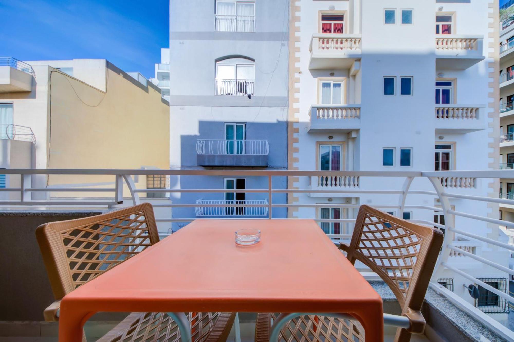 Stylish 2Br Apt With Balconies In St Julians, Paceville - Apt 6 By Vaganza St. Julian's Exteriör bild