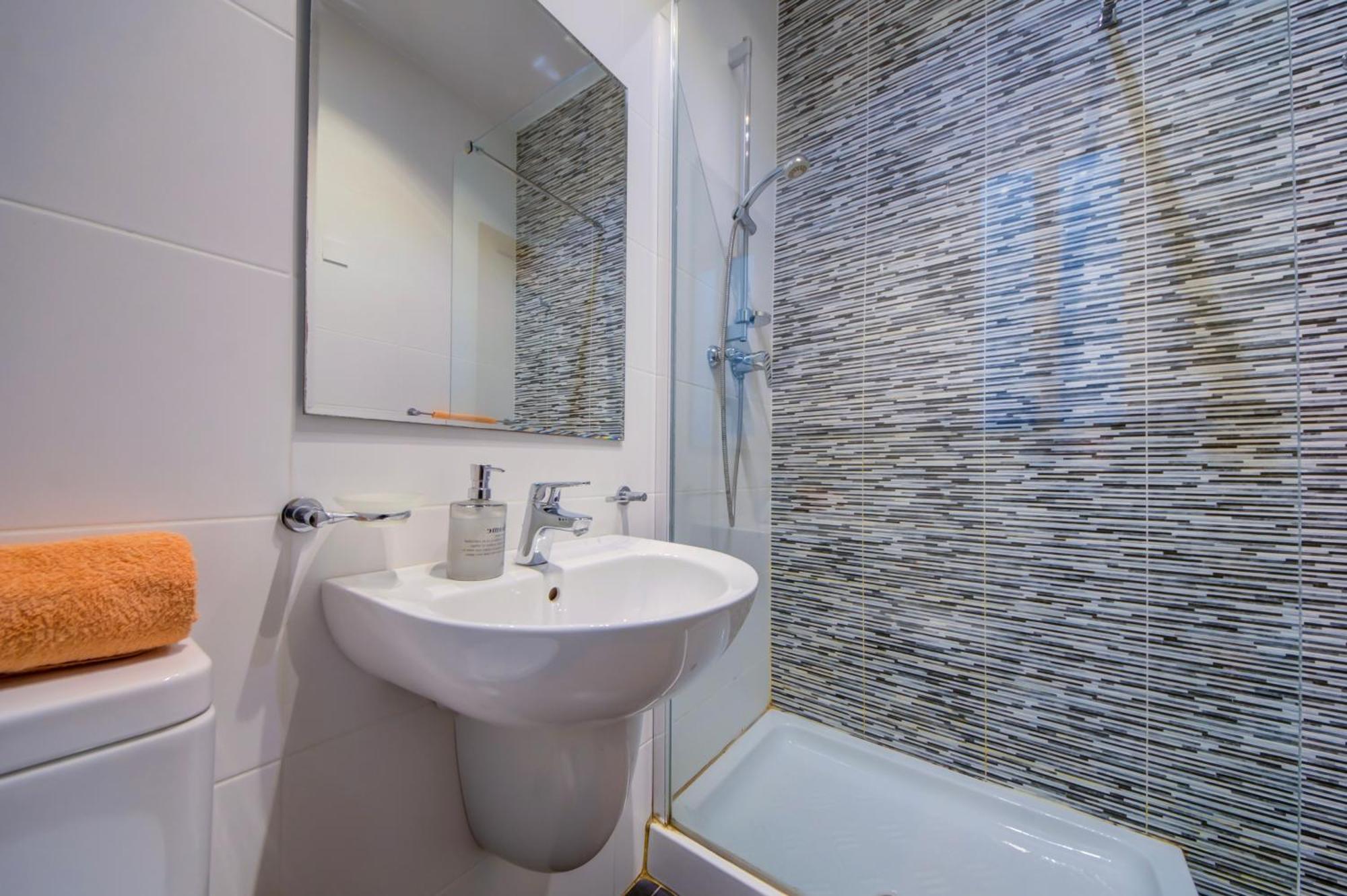 Stylish 2Br Apt With Balconies In St Julians, Paceville - Apt 6 By Vaganza St. Julian's Exteriör bild