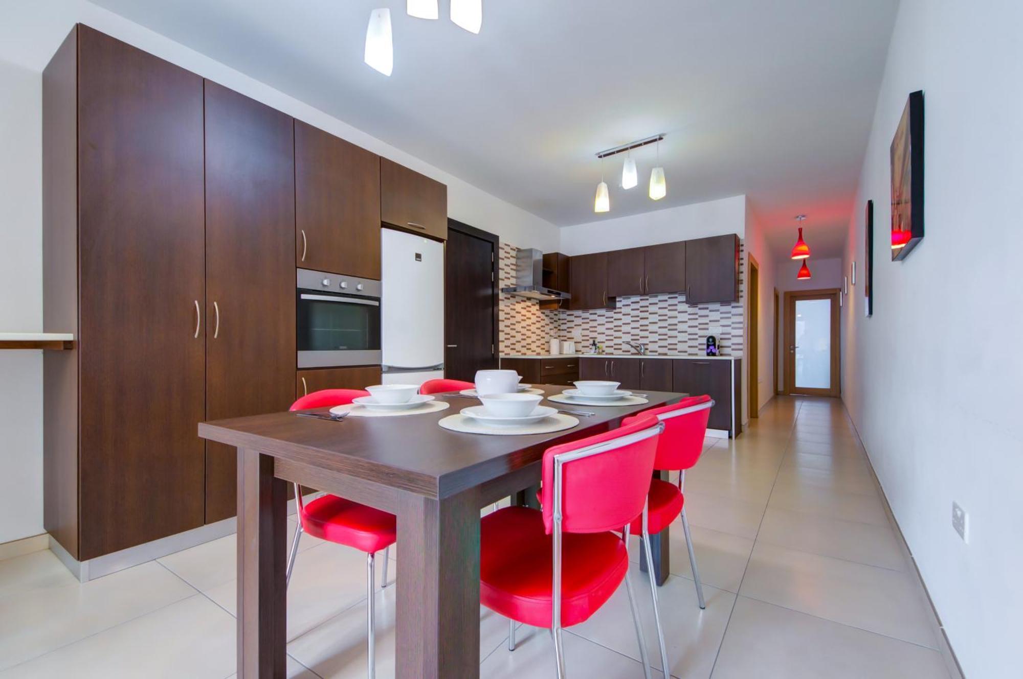 Stylish 2Br Apt With Balconies In St Julians, Paceville - Apt 6 By Vaganza St. Julian's Exteriör bild