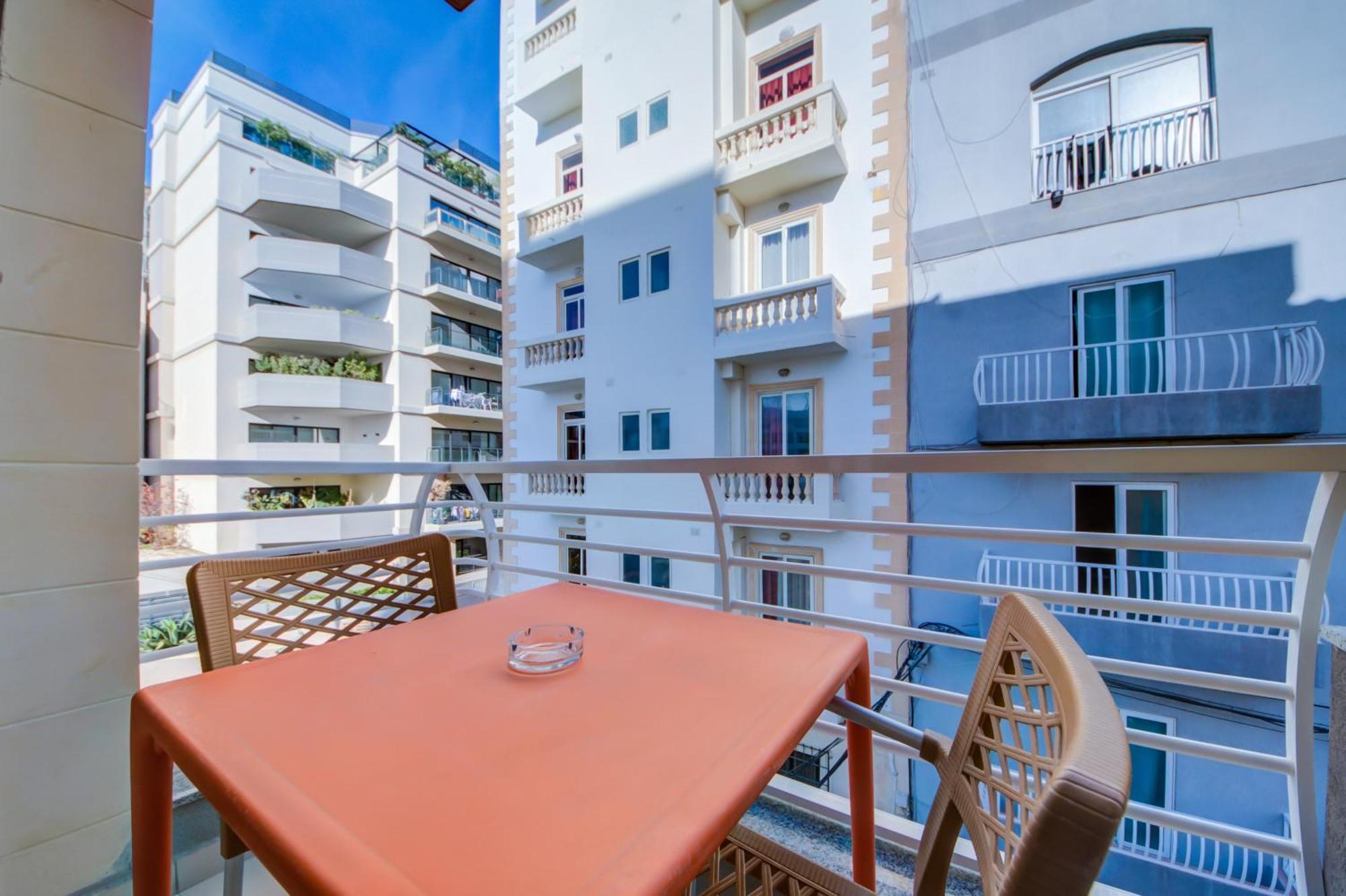 Stylish 2Br Apt With Balconies In St Julians, Paceville - Apt 6 By Vaganza St. Julian's Exteriör bild